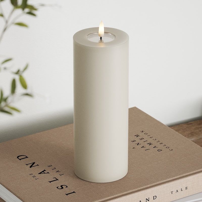 Deluxe Homeart LEDs Vela pilar Ø 7,5 x 20 cm Areia
